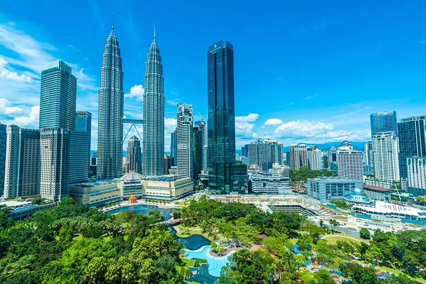 تور کوالالامپور 7 شب ویژه آذر و دی 1404