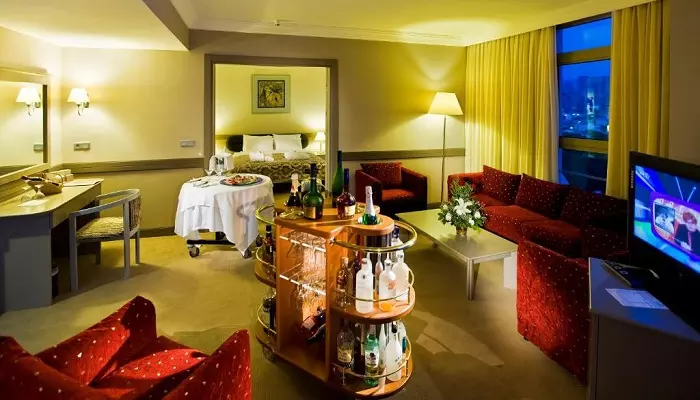 Fantasia Deluxe Hotel