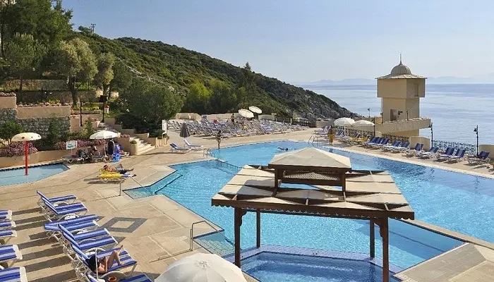 Ladonia Hotels Adakule