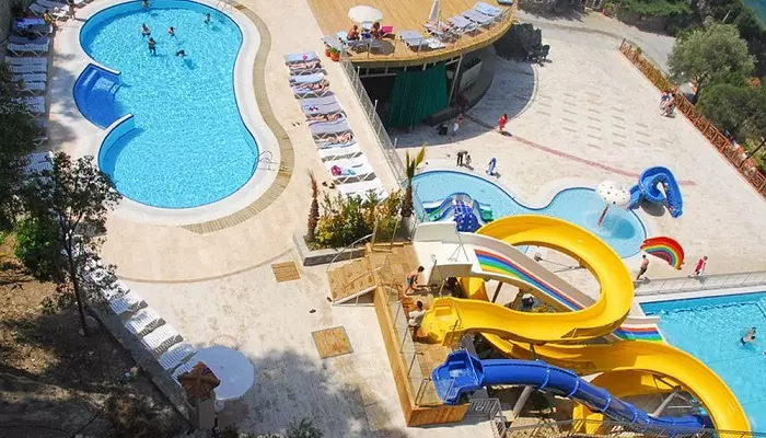 Ladonia Hotels Adakule