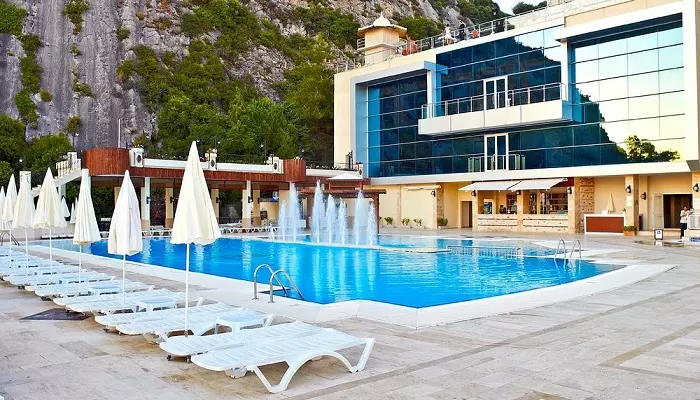 Ladonia Hotels Adakule