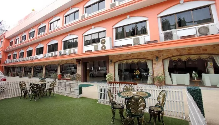 PJ Watergate Hotel